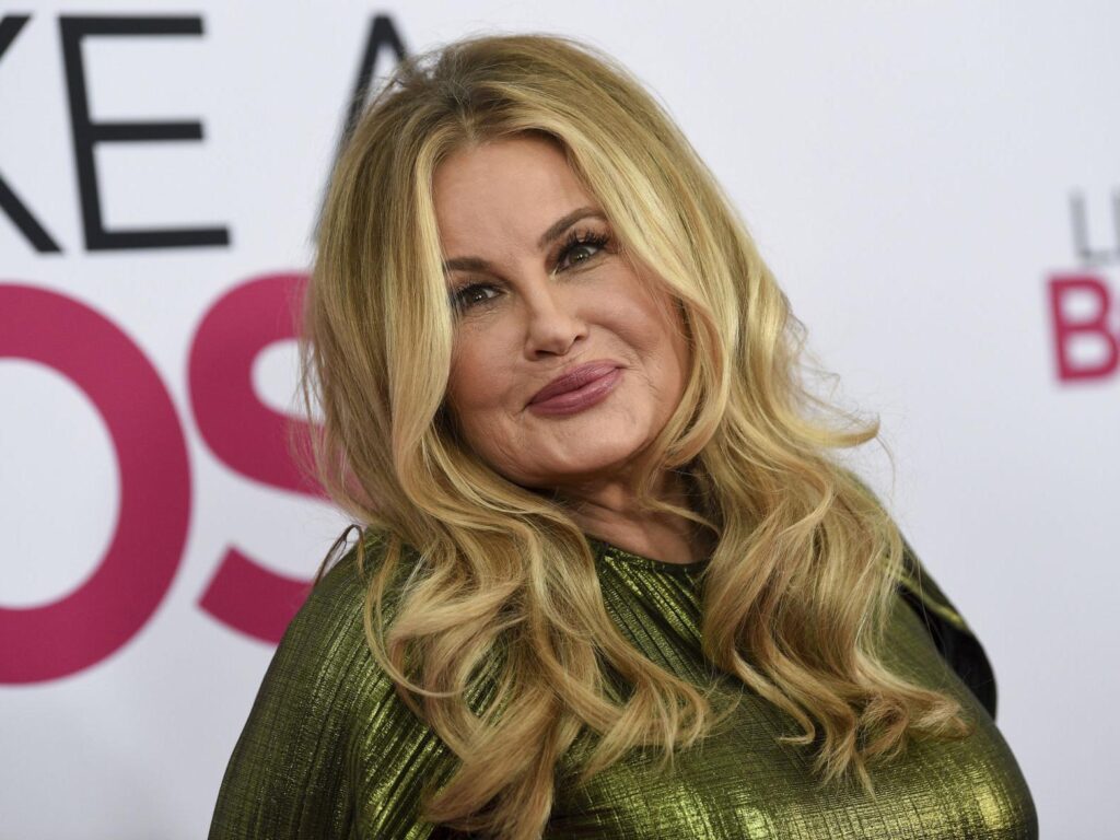 Jennifer Coolidge Plastic Surgery Before and After Photos 2022